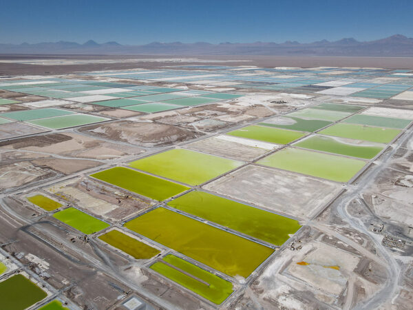 La estatal chilena Codelco y SQM logran un acuerdo para explotar litio en el Salar de Atacama - MarketData