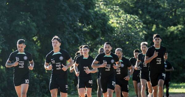La Nación / Acuerdo por Benítez, refuerzo de Olimpia