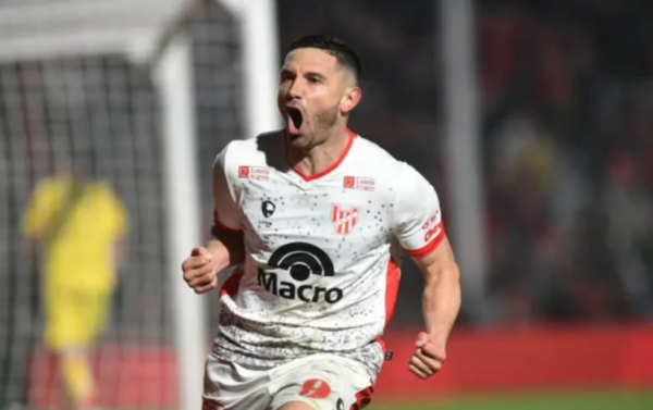 Versus / ‘Maravilla’ Martínez firma por tres años con Racing de Avellaneda