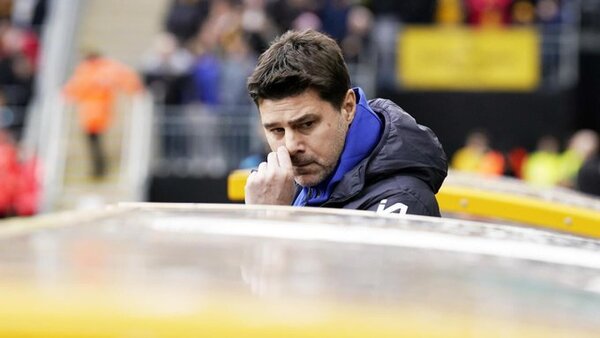 Madueke da oxígeno a Pochettino
