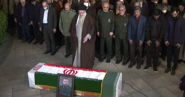 La Nación / Irán amenaza con vengar la muerte de comandante en Siria