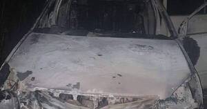 La Nación / Sicariato: tres sujetos mataron a un hombre y balearon una comisaría en Itapúa