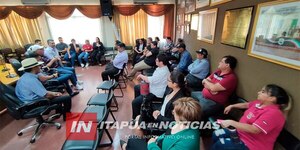 CONCEJALES COLORADOS ASESORAN A FUNCIONARIOS NOTIFICADOS EN LA GOBERNACIÓN - Itapúa Noticias
