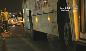 Un vendedor ambulante muere tras ser arrollado por un bus en la Transchaco
