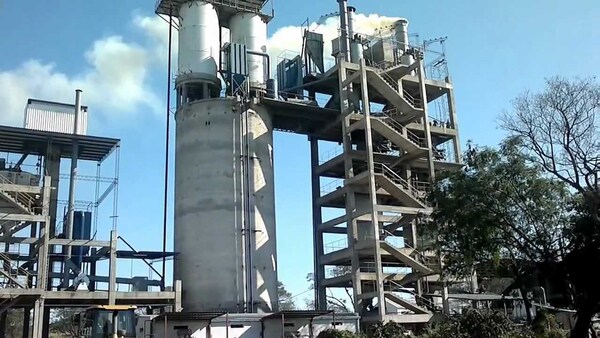 Diario HOY | Pettengill habría explotado planta de cemento de Acepar