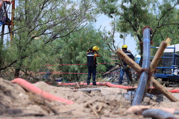 Hallan restos de dos mineros tras el derrumbe de una mina en México hace más de 500 días - MarketData