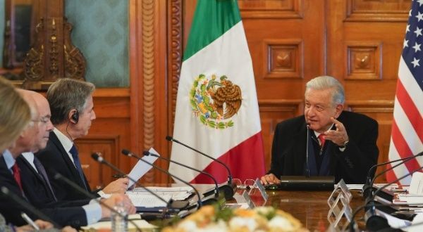 México y Estados Unidos abordan crisis migratoria - ADN Digital