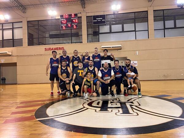 San Lorenzo Maxi40 se consagró campeón del Torneo Clausura de Basquetbol CIT 2023 - San Lorenzo Hoy