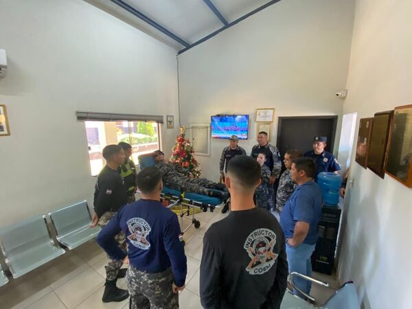 Agentes de Lince heridos durante intervención en Tacumbú reciben alta médica - ADN Digital
