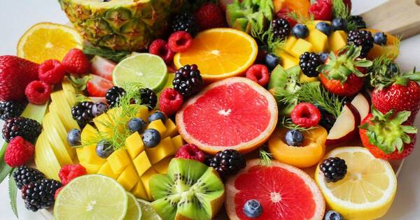 La Nación / Buena suerte: las frutas que pueden atraer abundancia para el 2024