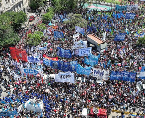 Diario HOY | Principal central obrera de Argentina convoca a paro general el 24 de enero