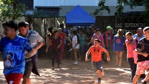 Con éxito inició feria de Corazones Abiertos para ayudar a los hogares