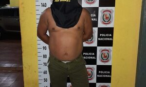 Detienen a agresivo hombre que amenazó a toda su familia