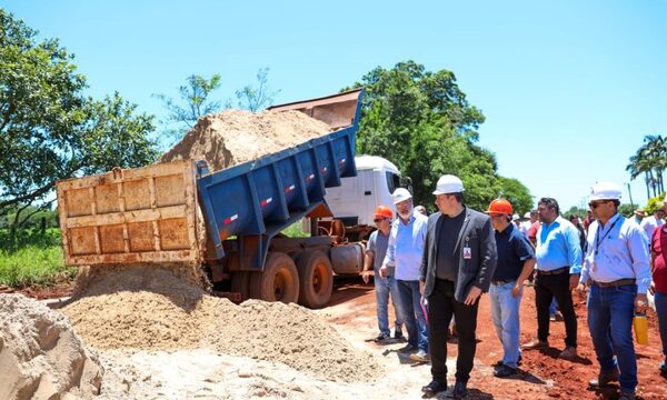 ITAIPU impulsa desarrollo en Alto Paraná con habilitación de sistemas de agua potable y verificación de obras