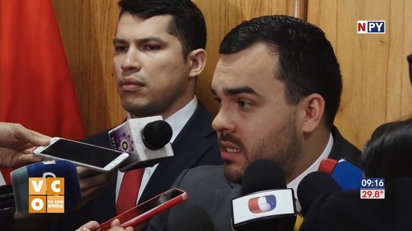 Interino de RRHH de Diputados dice que "no hay nepotismo" - Noticias Paraguay
