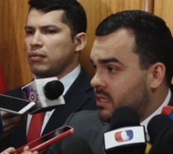 Interino de RRHH de Diputados niega nepotismo - Paraguay.com