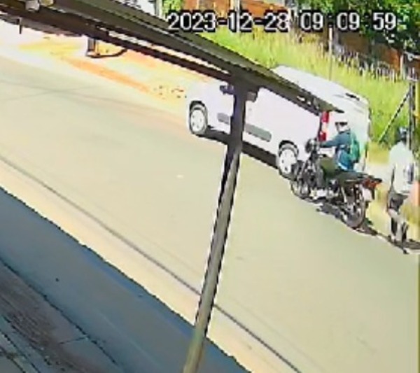 Video: así fue el millonario robo a un hombre en San Lorenzo - trece