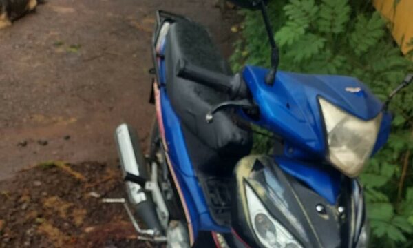 Ladrón tatacho robó moto y luego dejó nota de arrepentimiento