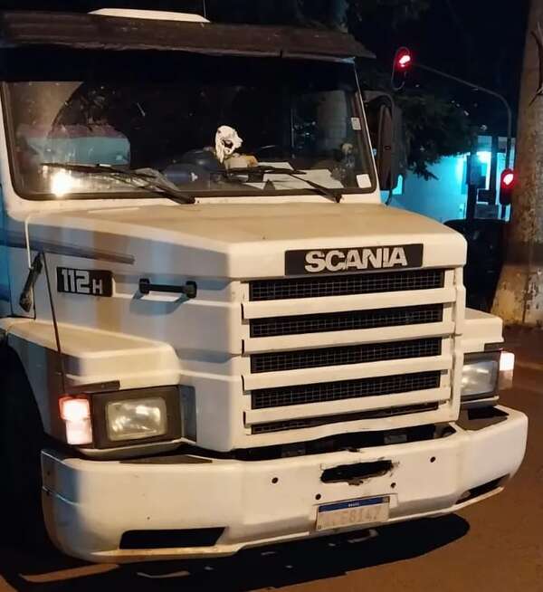 Camionero denuncia millonario robo en asalto - ABC en el Este - ABC Color