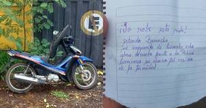 La Nación / Estando borracho robó una motocicleta y luego la devolvió con una nota de arrepentimiento