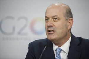 Federico Sturzenegger, el asesor económico que diseña el "shock" económico de Javier Milei - MarketData
