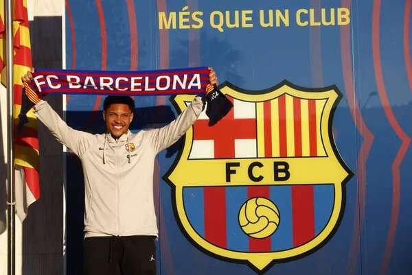 Vitor Roque, la gran novedad del Barça en su regreso a los entrenamientos - Fútbol Internacional - ABC Color