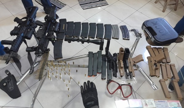 Detienen a brasileño que tenía un arsenal en Amambay | 1000 Noticias