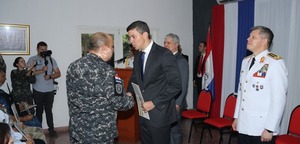 Entregan reconocimiento a agente de Lince herido en operativo Veneratio - ADN Digital
