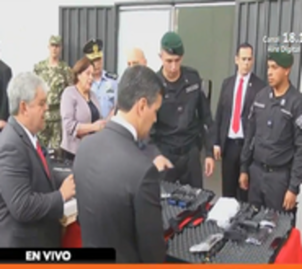 Armas del operativo Dakovo son entregadas a la Policía Nacional - Paraguay.com