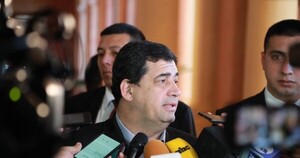 La Fiscalía desestima la denuncia contra Hugo Velázquez por soborno y desafía a la embajada