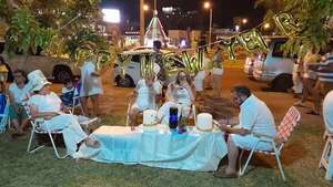 AUDIO: Celebrarán la tradicional “Noche Blanca” a orillas del río Paraná - Ancho Perfil - ABC Color