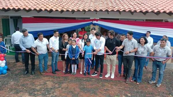 Fundación de Nelson Haedo construyó aula, cocina y sanitarios en una escuela rural de San Joaquín - Nacionales - ABC Color