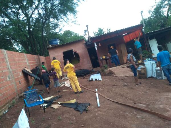 PJC: Vivienda ardió parcialmente en llamas en el barrio General Genes