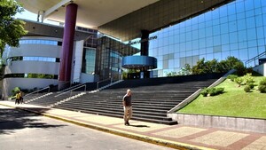 Insisten en suspender obras de ampliación del Congreso