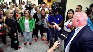 Imputan a abogado, a su esposa y suegra por denuncia falsa