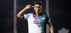 Versus / Los jugadores del fútbol paraguayo que más elevaron su valor en el 2023