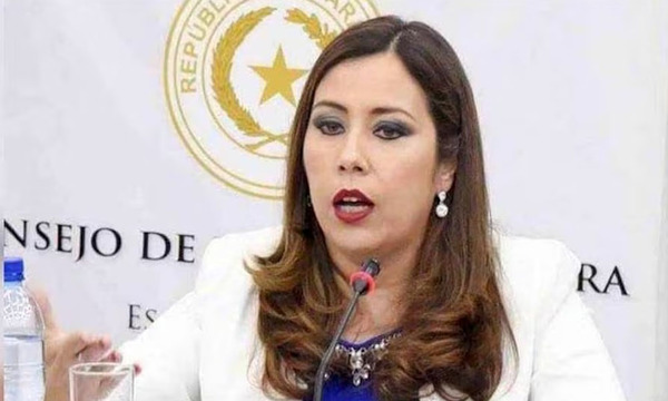“no está articulando correctamente” la unidad liberal, opina abogada