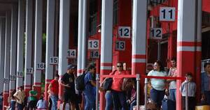 La Nación / Este diciembre, 560.000 personas pasaron por la Estación de Buses de Asunción