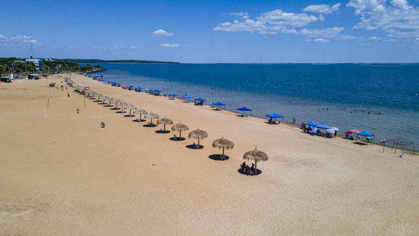 Carmen del Paraná: el destino perfecto para recibir el 2024 en la playa