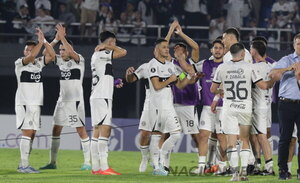 Versus / Asomaba para ser la gran estrella de Olimpia y ahora va cedido a la segunda de México