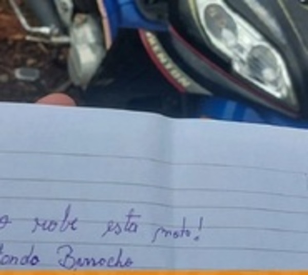 Hombre robó una moto estando ebrio y la devolvió con una carta - Paraguay.com