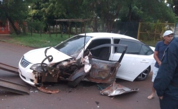Tres heridos en violento accidente rutero en Hernandarias