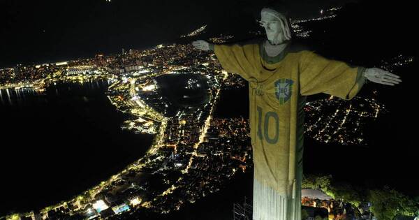 La Nación / Brasil llora a Pelé, a un año de su muerte