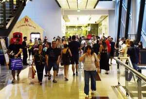 Centros comerciales cierran un año pujante, reportan  - Economía - ABC Color