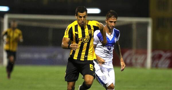 La Nación / Cáceres se va al fútbol brasileño