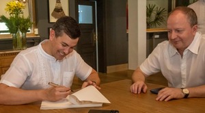 Presidente Santiago Peña promulgó Ley de Presupuesto para el 2024 - .::Agencia IP::.
