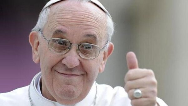 El papa Francisco dice que la memoria de Pelé permanece indeleble