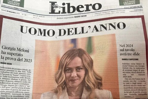 Elogios del patriarcado: Giorgia Meloni, el "hombre del año", una mandataria con los pantalones 'bien puestos' - Informatepy.com
