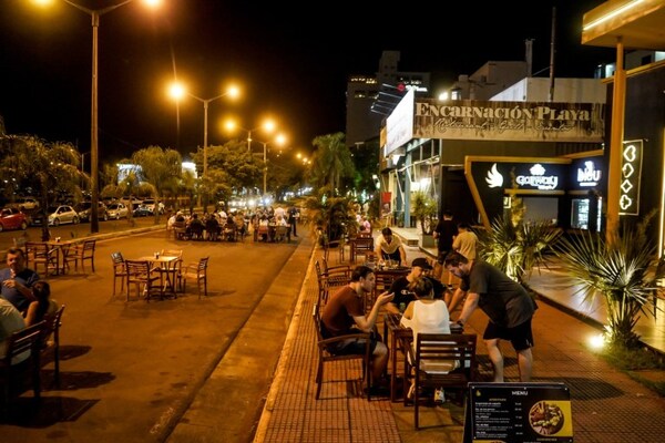 Encarnación: Calles del entorno del paseo gastronómico serán peatonales por año nuevo