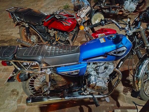 Accidente de Tráfico en Ruta PY05 deja Tres Personas Hospitalizadas y Motocicletas Incautadas